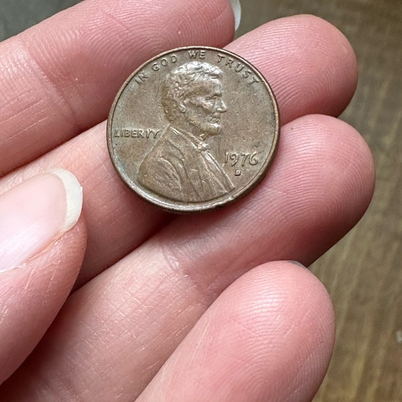 1976 D penny - Picture 1 of 2
